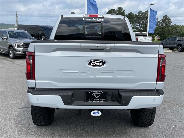 2025 Ford F-150 XLT photo 4