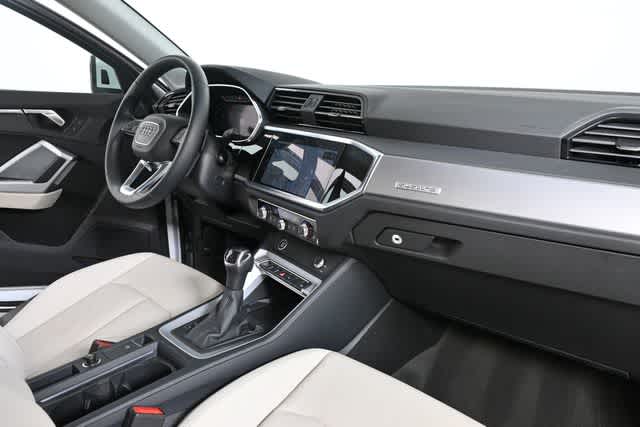 2023 Audi Q3 S line Premium Plus photo 13