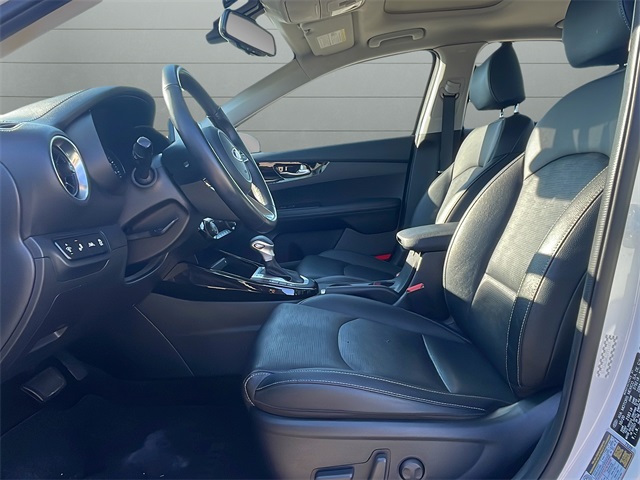 2021 Kia Forte EX photo 10