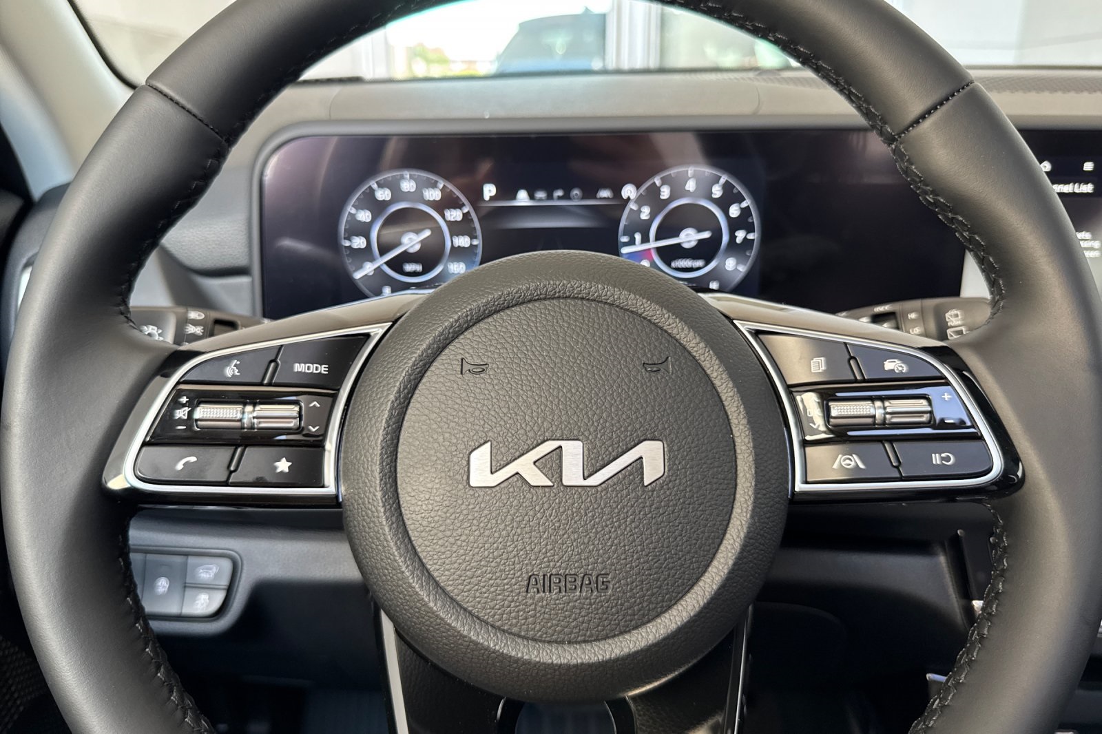 2026 Kia Seltos EX photo 18