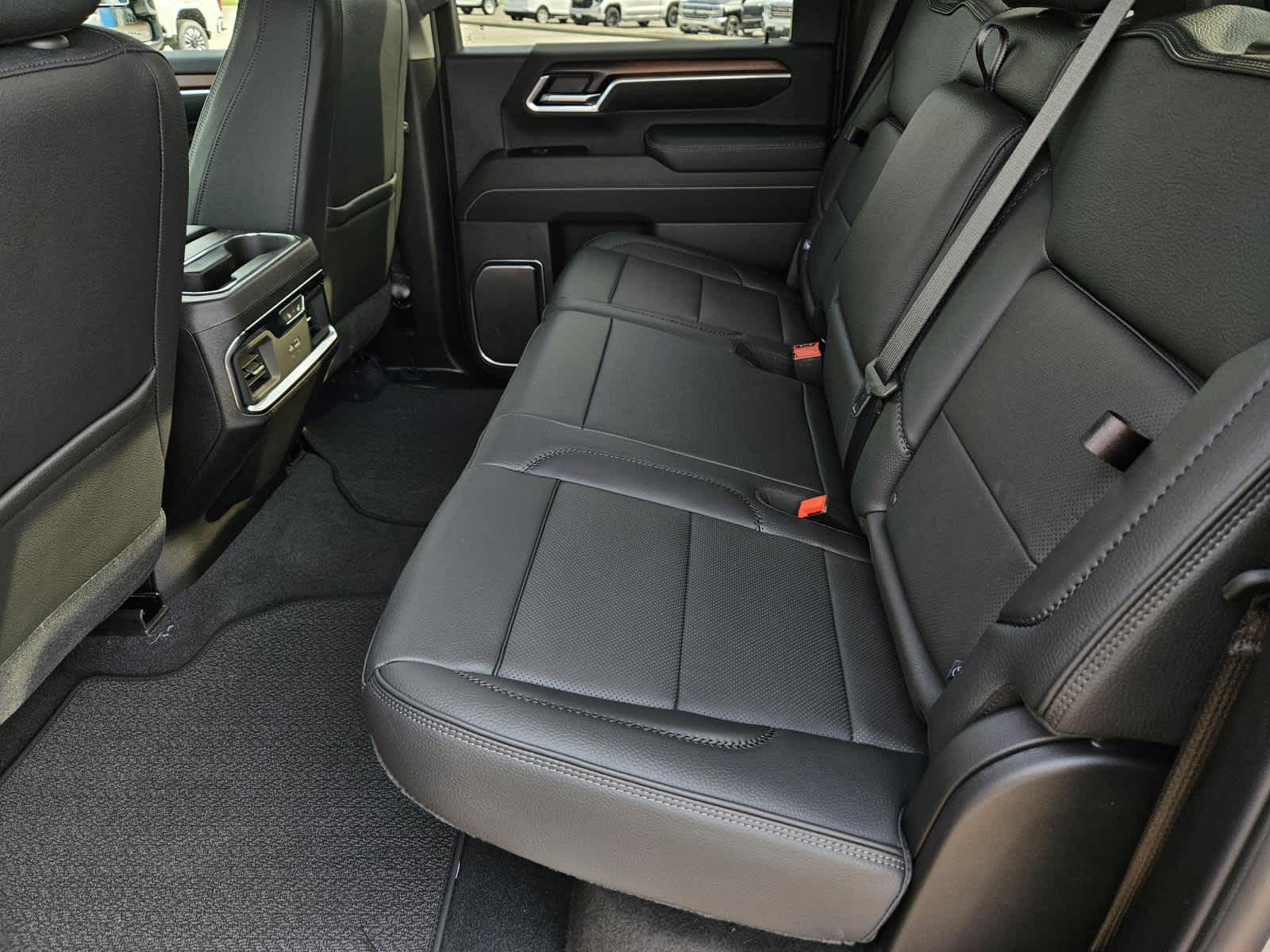 2025 Gmc Sierra 2500 HD Denali photo 11