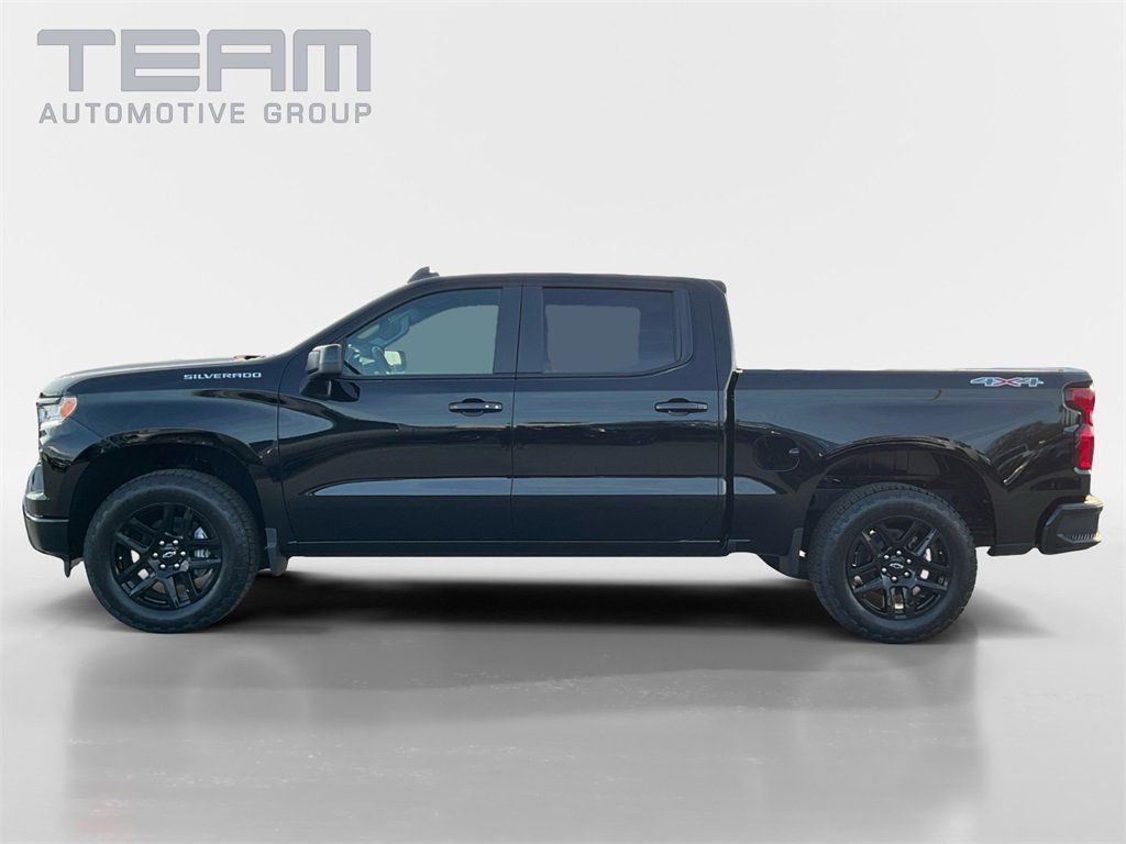 2026 Chevrolet Silverado 1500 RST photo 4