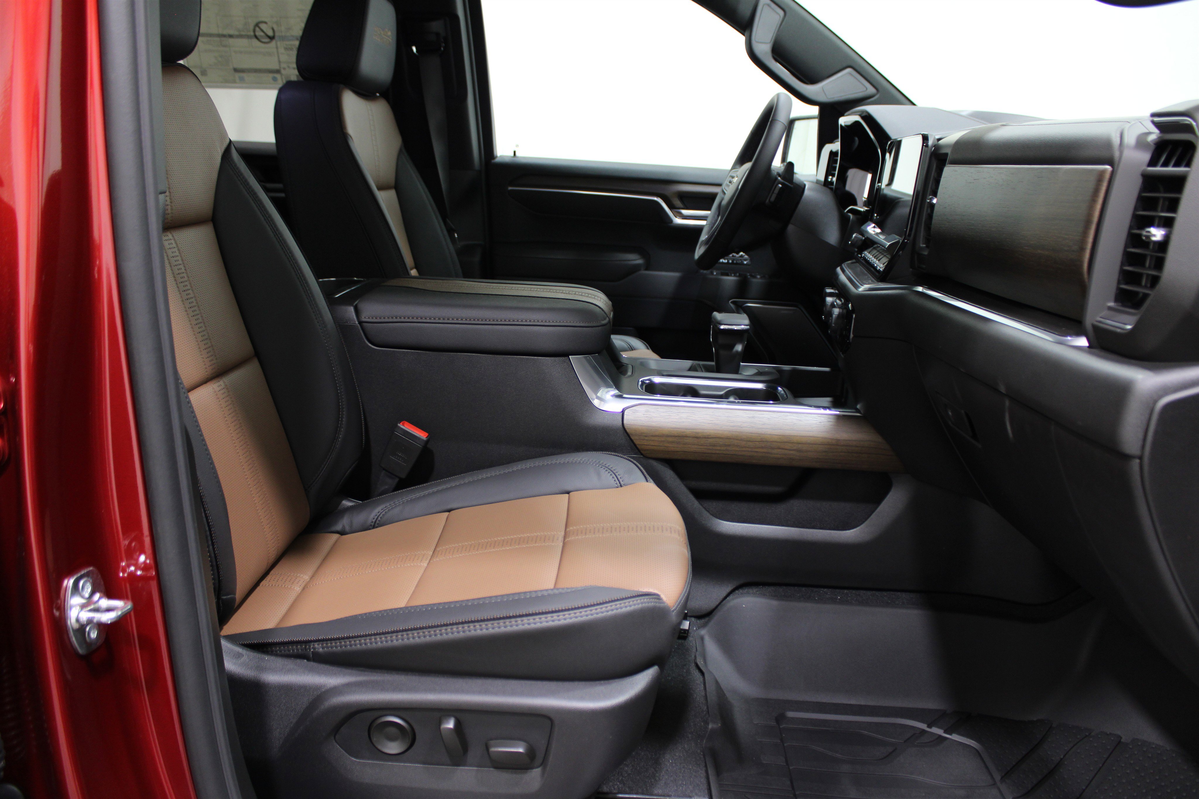 2026 Chevrolet Silverado 1500 High Country photo 22