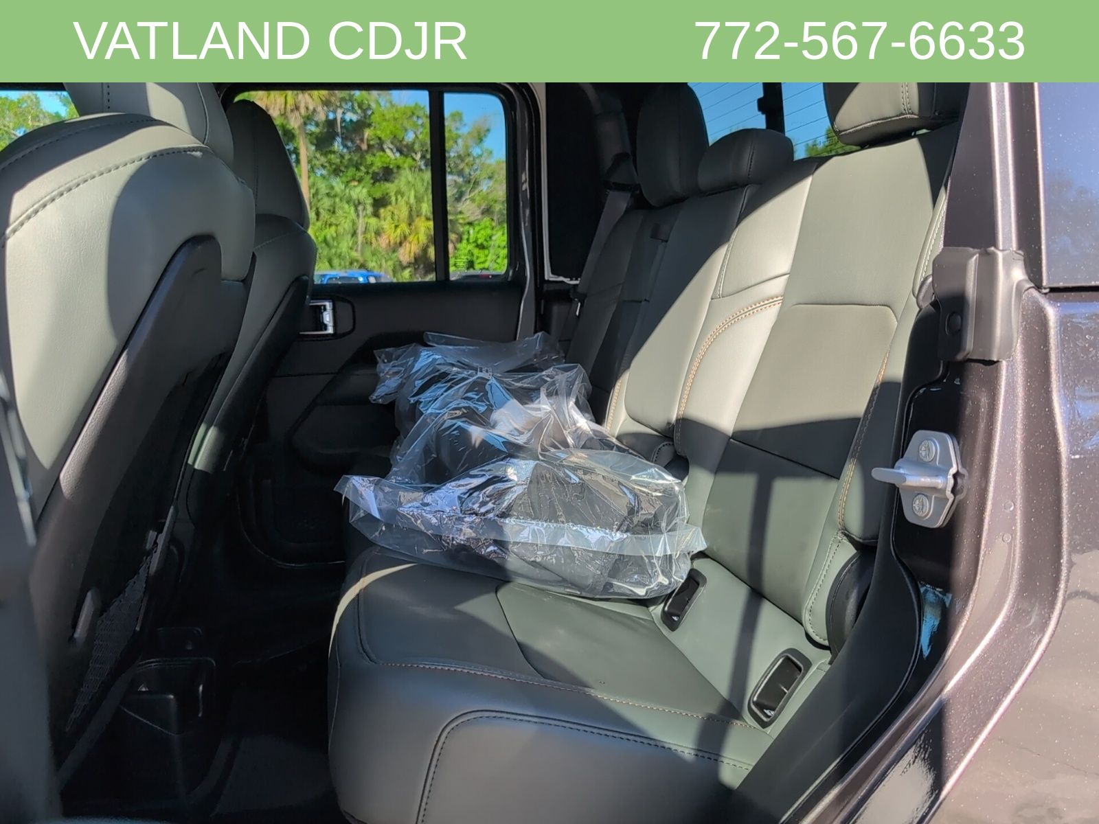 2025 Jeep Gladiator Mojave photo 29