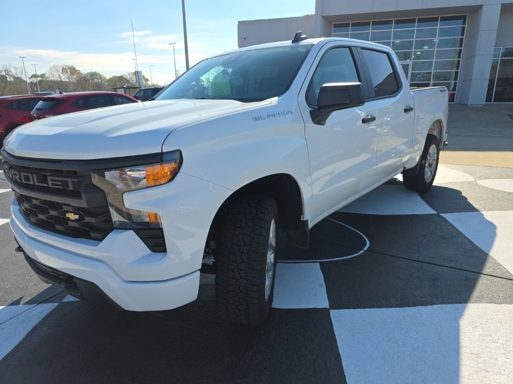 2024 Chevrolet Silverado 1500 Custom's photo