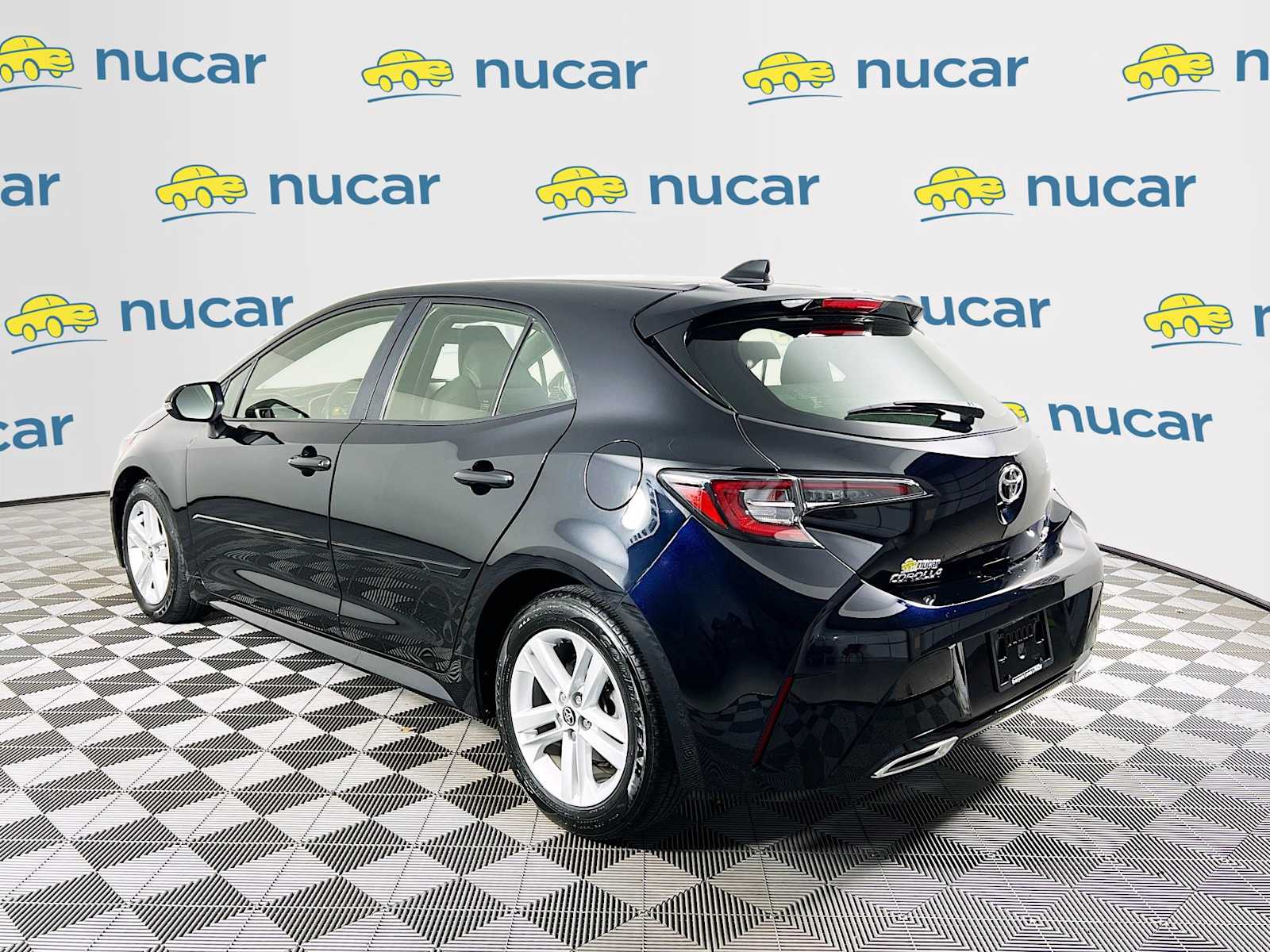 2021 Toyota Corolla SE photo 2