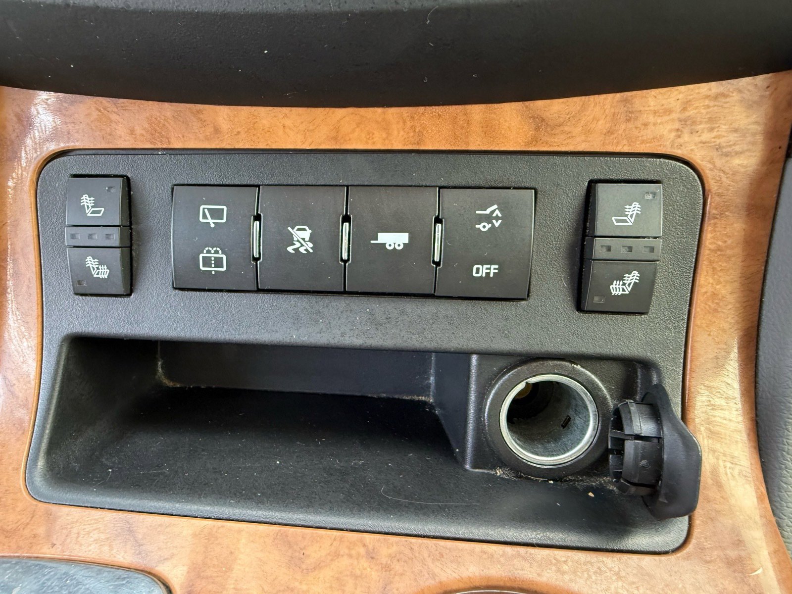 2010 Buick Enclave CXL photo 21