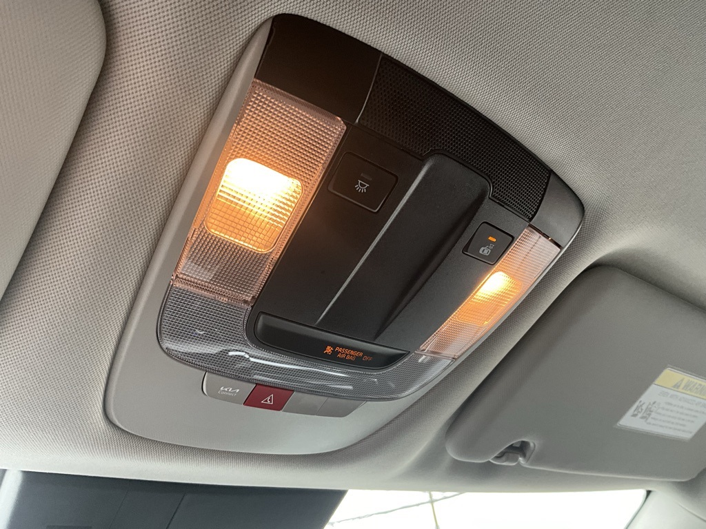 2025 Kia Sportage EX photo 20
