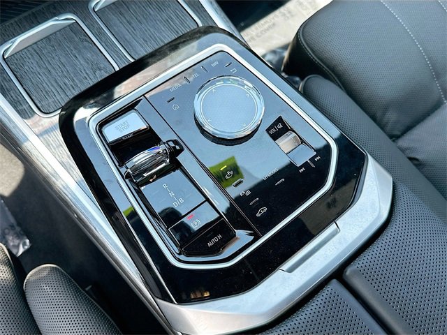 2024 Bmw i7 xDrive60 photo 17