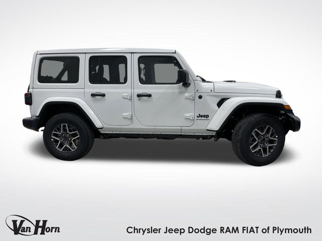 2025 Jeep Wrangler Sahara photo 2