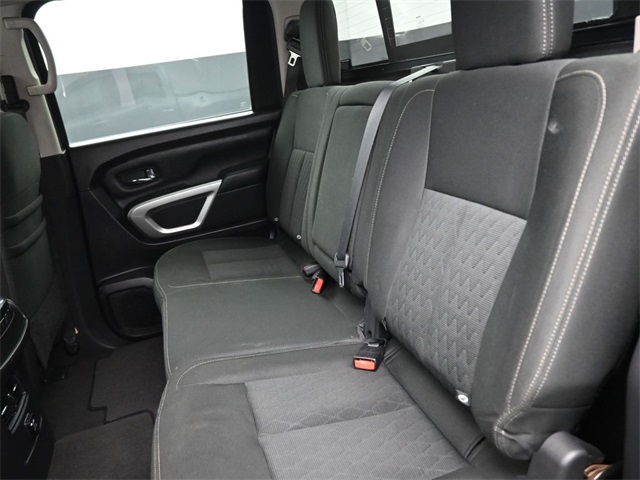 2017 Nissan Titan SV photo 28