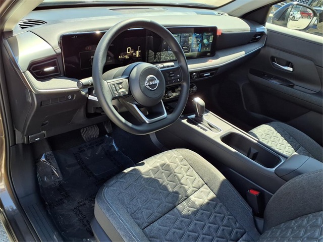 2026 Nissan Kicks SV photo 11