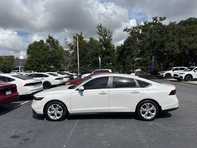 2025 Honda Accord LX photo 5