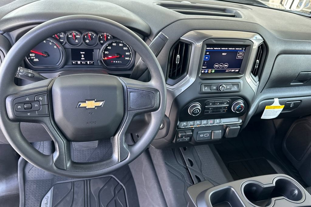 2026 Chevrolet Silverado 1500 photo 13