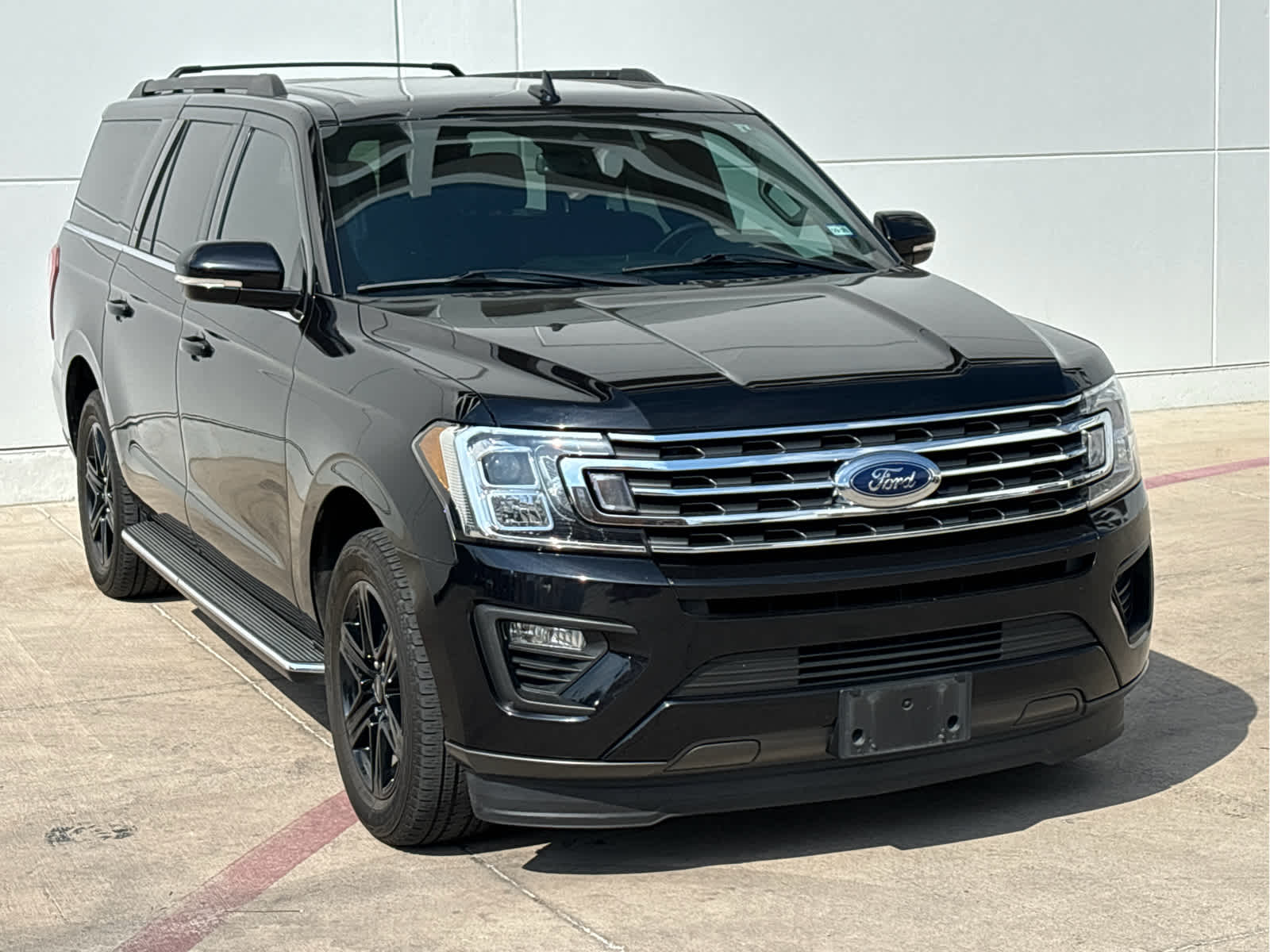 2021 Ford Expedition MAX XLT photo 3