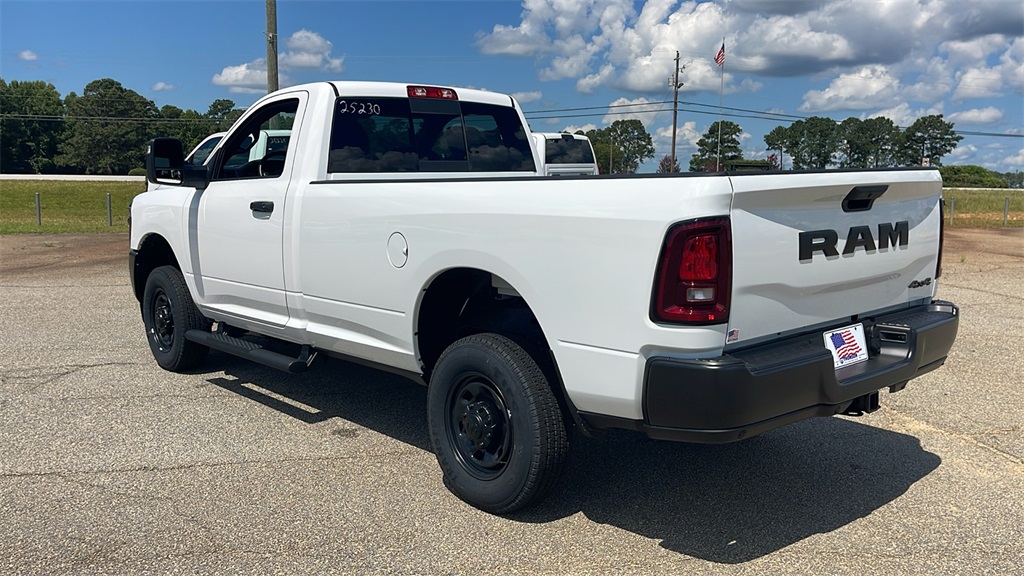 2025 Ram 2500 Tradesman photo 5