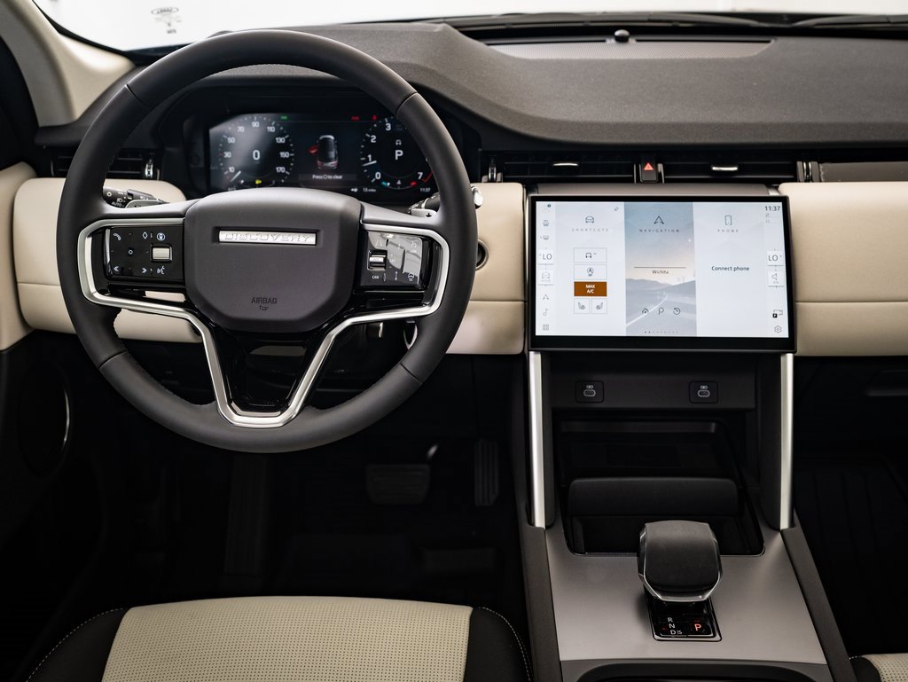 2025 Land Rover Discovery Sport S photo 29