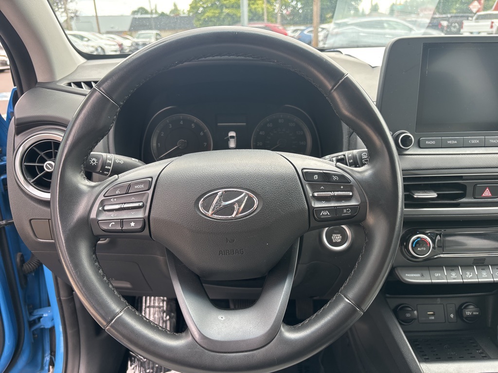 2022 Hyundai Kona SEL photo 17