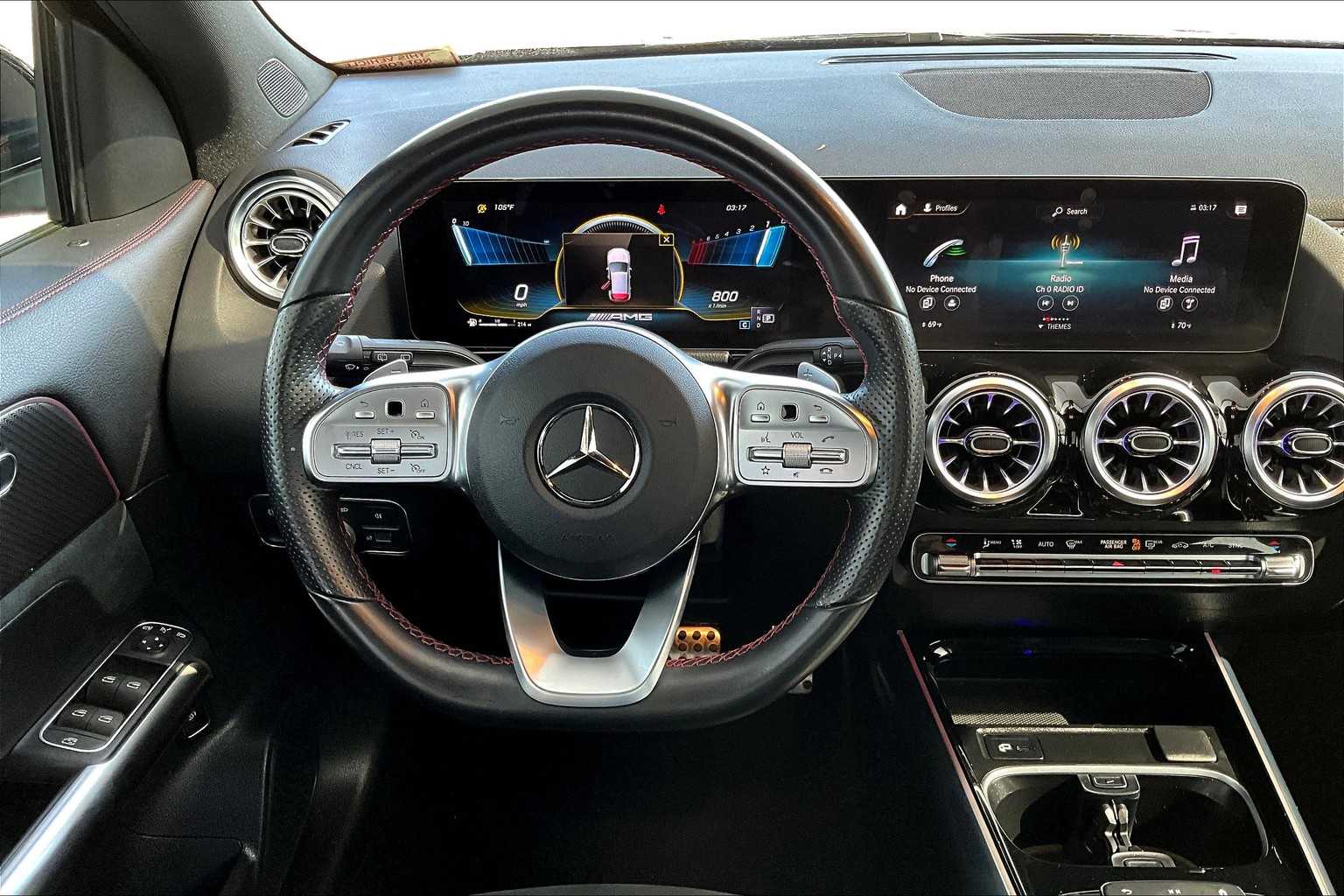 2022 Mercedes Benz GLA AMG 35 4MATIC photo 4
