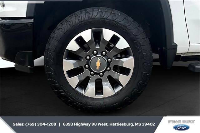 2021 Chevrolet Silverado 2500HD Custom photo 7