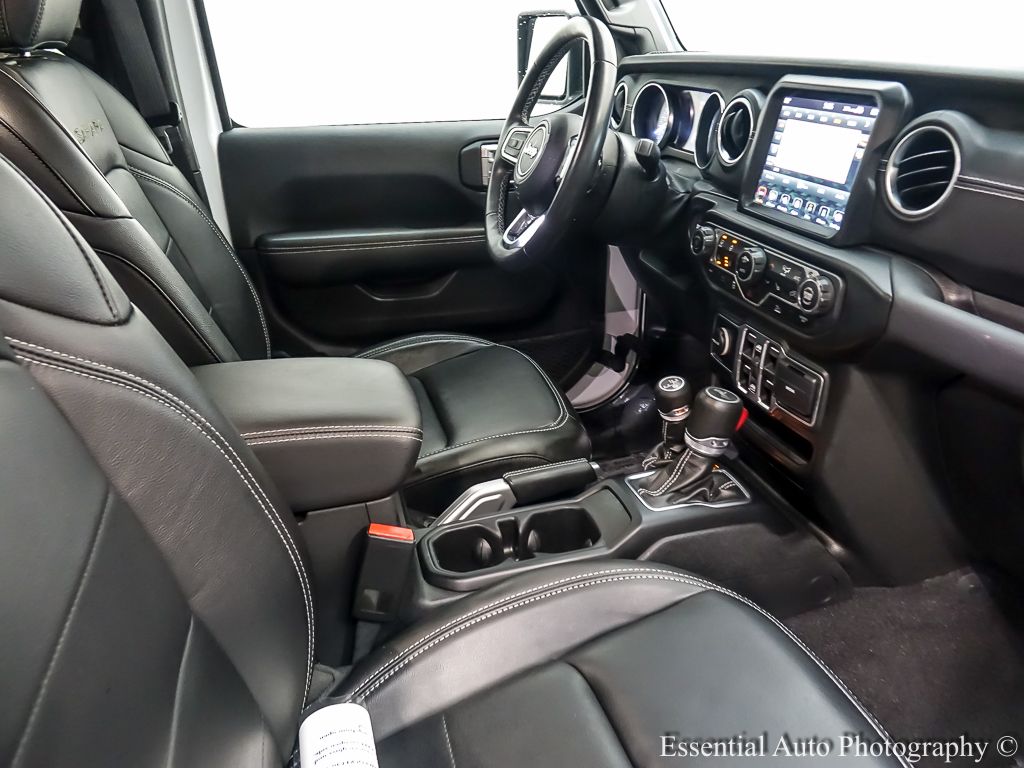 2022 JEEP WRANGLER - Image 24