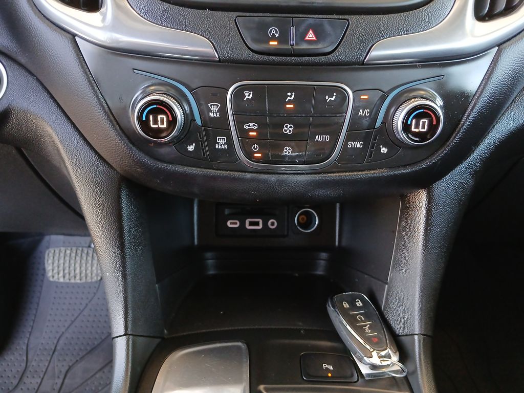 2022 Chevrolet Equinox LT photo 21