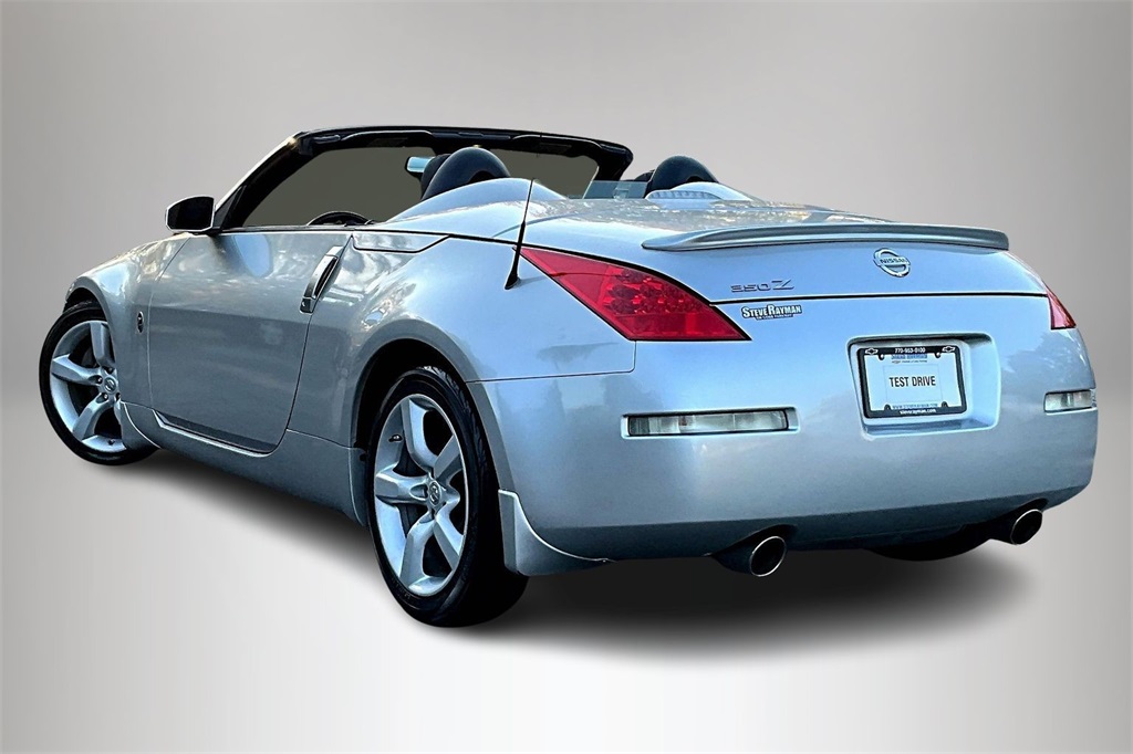 2008 Nissan 350Z Touring photo 4