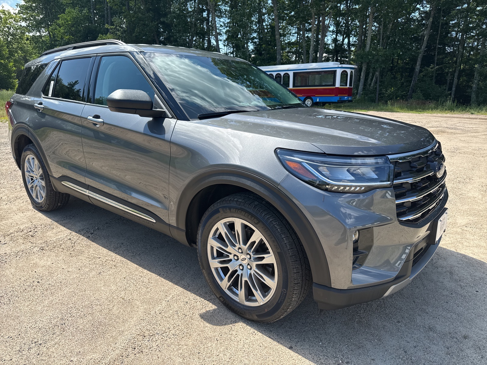 2025 Ford Explorer Active's photo