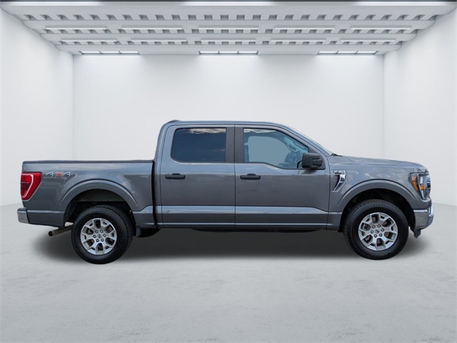 2023 Ford F-150 XLT photo 2