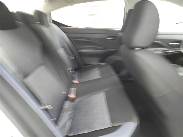 2025 Nissan Versa 1.6 SV photo 31