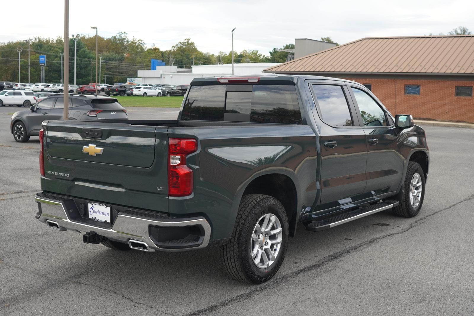2026 Chevrolet Silverado 1500 LT photo 3