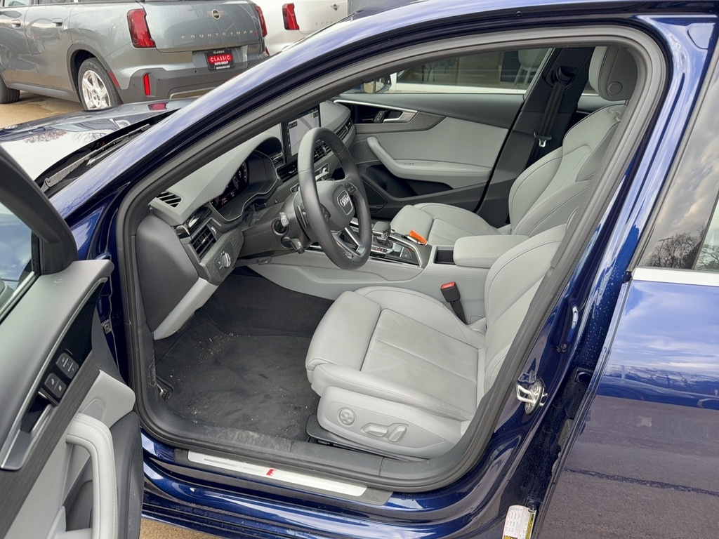 2023 Audi A4 2.0T Quattro Premium Plus S line photo 4