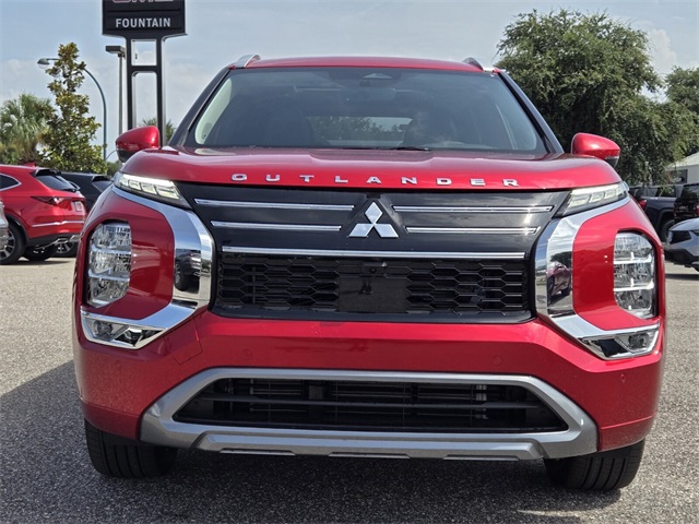 2025 Mitsubishi Outlander SEL photo 2