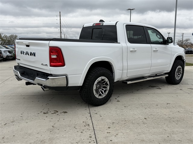2025 Ram 1500 Laramie photo 3