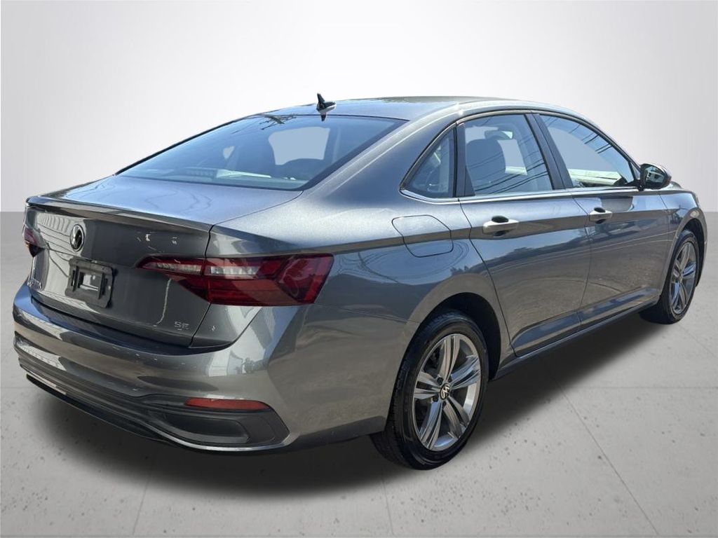 2024 Volkswagen Jetta 1.5T SE photo 7