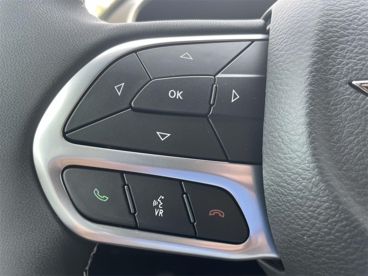 2025 Chrysler Voyager LX photo 10