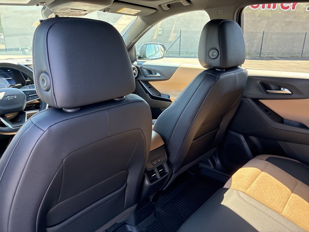 2026 Chevrolet Equinox ACTIV photo 17