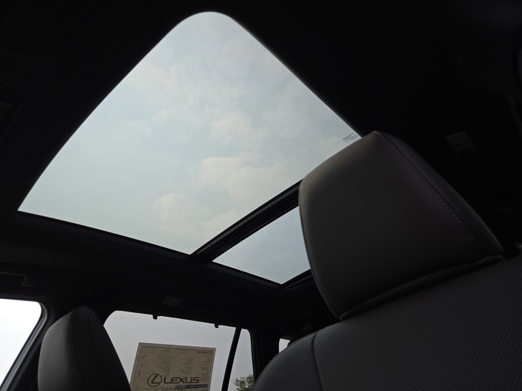 2025 Lexus TX 350 Luxury photo 4