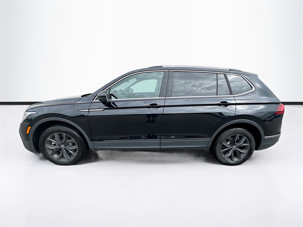 2024 Volkswagen Tiguan SE Wolfsburg Edition photo 7