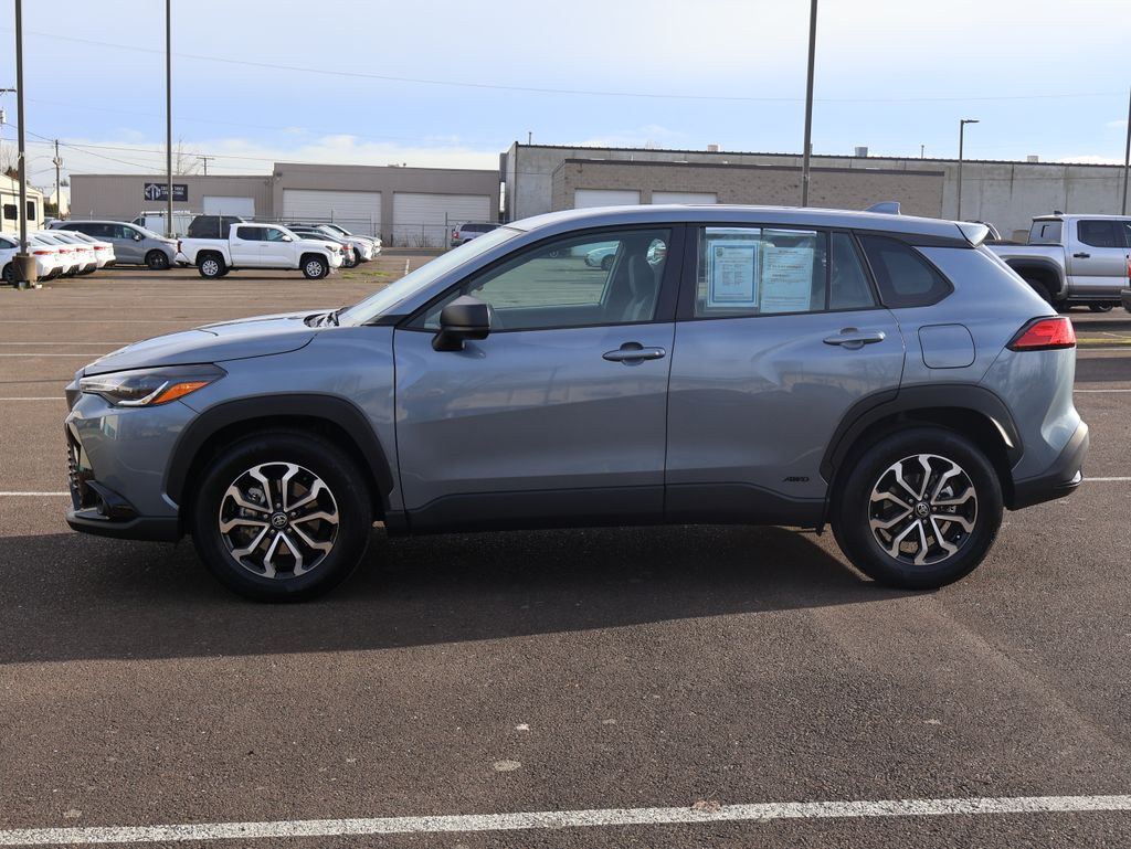 2024 Toyota Corolla Cross photo 3