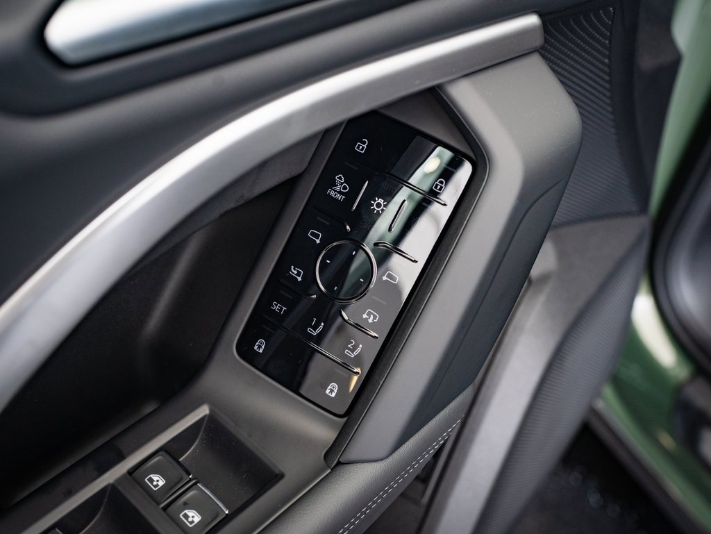 2025 Audi Q5 2.0T Premium Plus photo 18