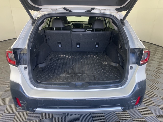 2020 Subaru Outback Limited photo 17