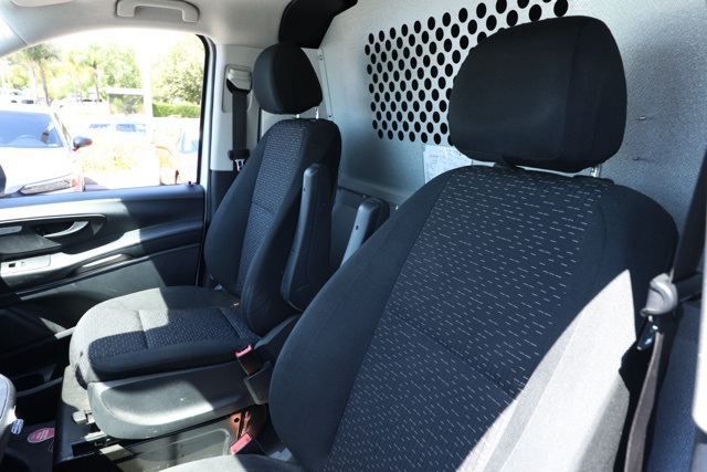 2022 Mercedes Benz Metris Cargo Van photo 13