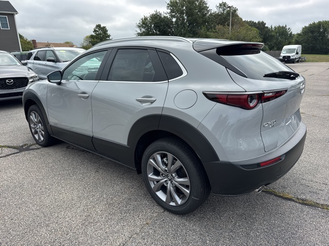 2025 Mazda CX-30 2.5 S Preferred photo 4