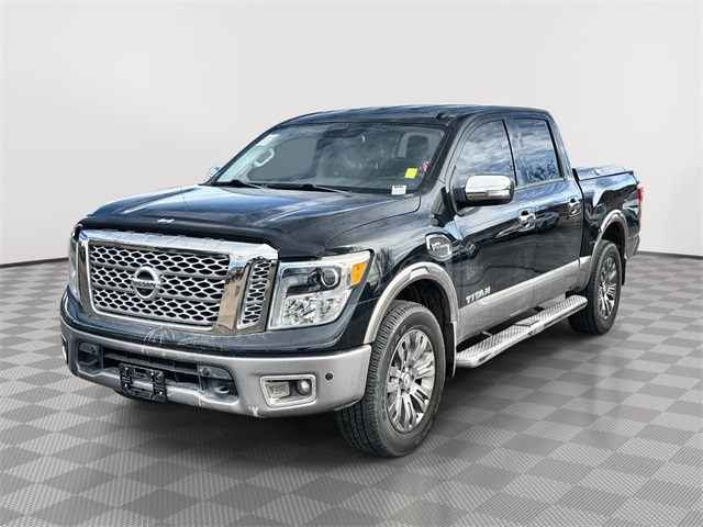 2017 Nissan Titan Platinum Reserve's photo