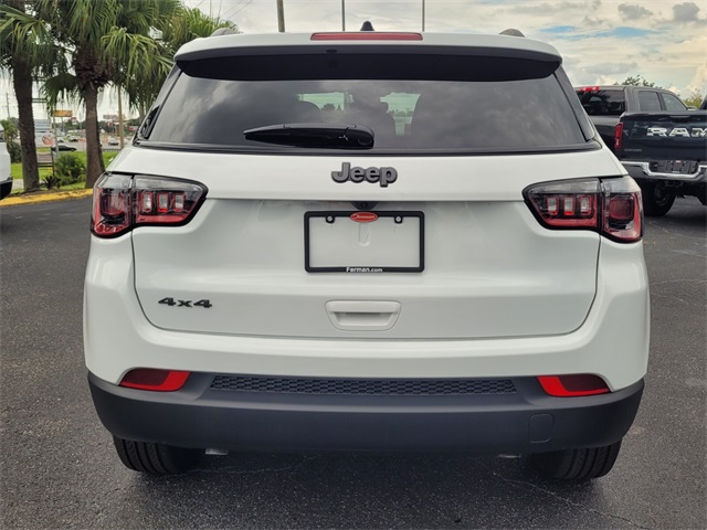 2025 Jeep Compass Latitude photo 6