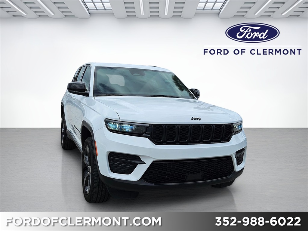 2024 Jeep Grand Cherokee Altitude's photo