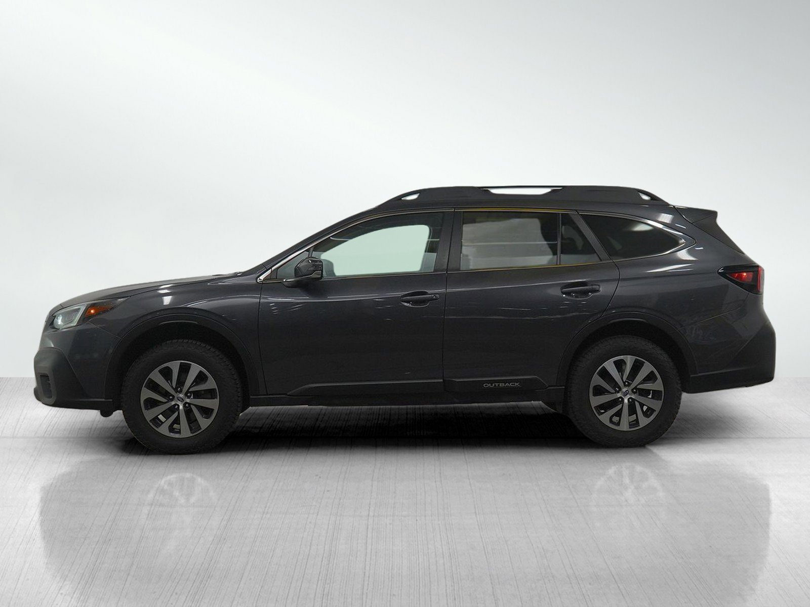 Used 2020 Subaru Outback Premium with VIN 4S4BTACC8L3152795 for sale in Burnsville, Minnesota