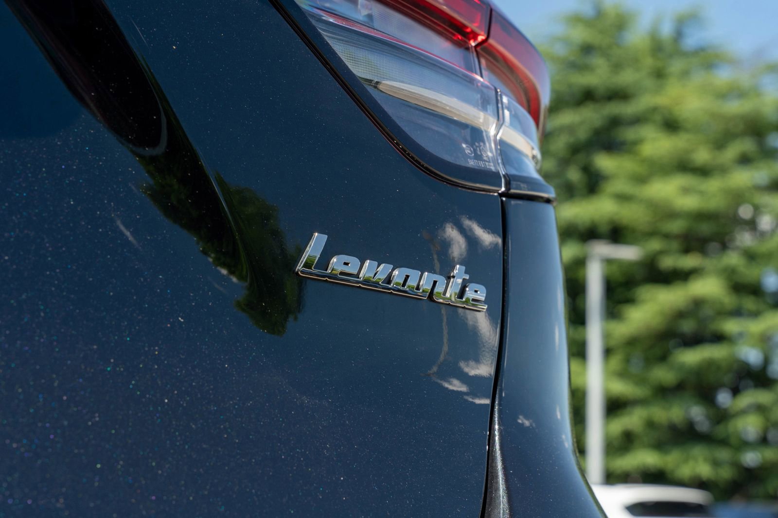 2024 Maserati Levante Modena photo 13