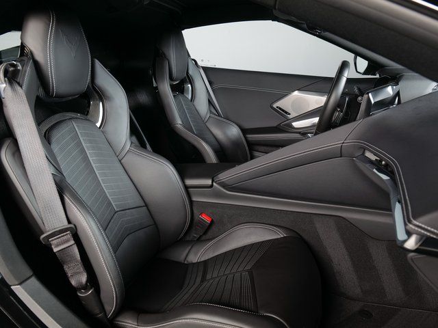 2020 Chevrolet Corvette Stingray photo 12